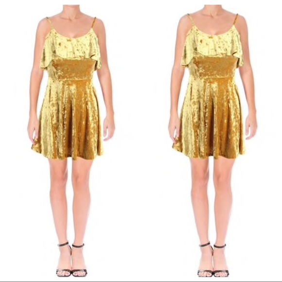 Aqua Dresses & Skirts - Aqua Womens Velvet Mini Party Skater Dress